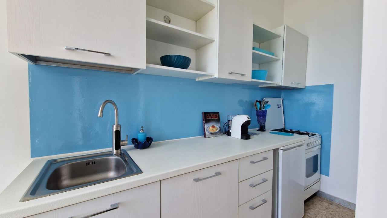 Casa Helios Apartment วิลลานอวา ดิ ออสตูนี ภายนอก รูปภาพ