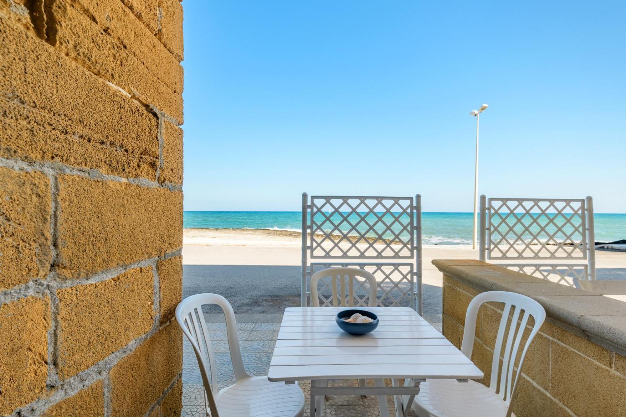 Casa Helios Apartment วิลลานอวา ดิ ออสตูนี ภายนอก รูปภาพ